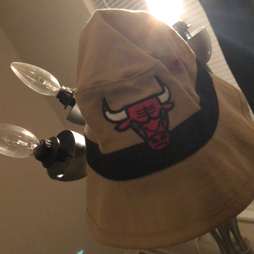 Chicago bulls bucket hat